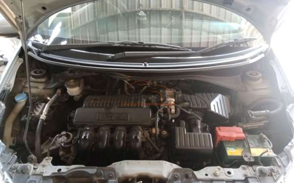 HONDA  MOBILIO  DD4 1.5E