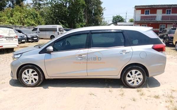 HONDA  MOBILIO  DD4 1.5E