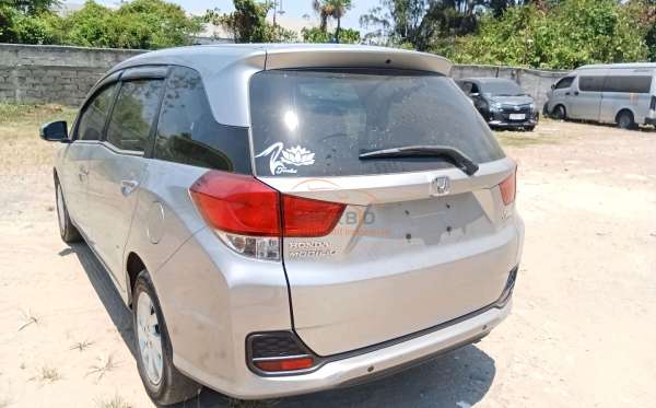 HONDA  MOBILIO  DD4 1.5E