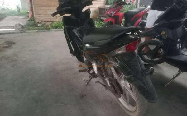 HONDA  REVO