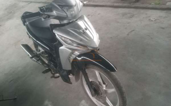 HONDA  REVO