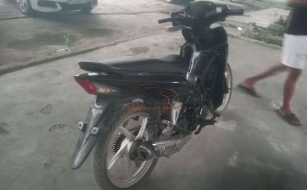 HONDA  REVO