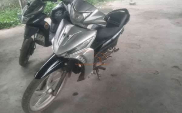HONDA  REVO