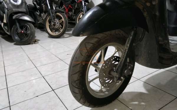 HONDA SCOOPY FI