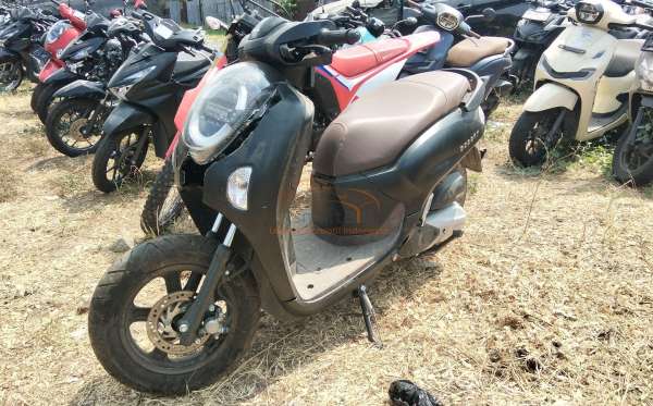 HONDA SCOOPY PRESTIGE