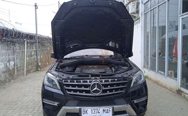 MERCEDES BENZ ML 400