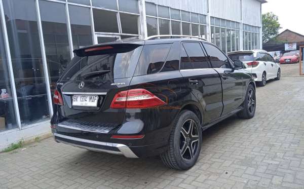 MERCEDES BENZ ML 400