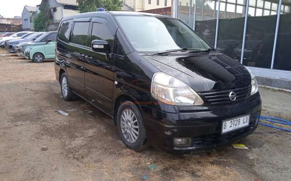 NISSAN  SERENA  HIGHWAY STAR