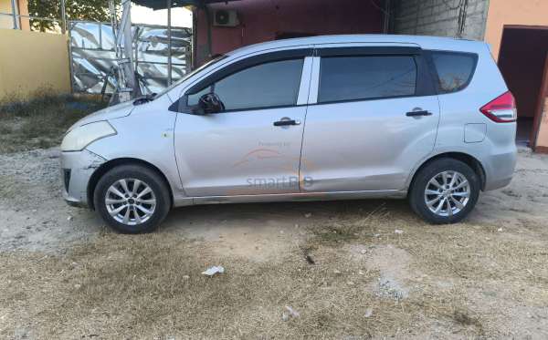 SUZUKI ERTIGA