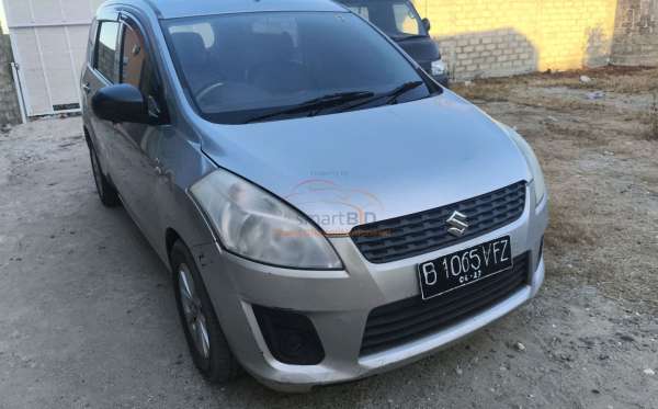 SUZUKI ERTIGA