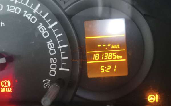 SUZUKI ERTIGA