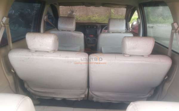 TOYOTA AVANZA