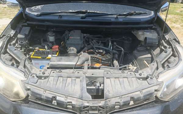 TOYOTA  AVANZA  VELOZ