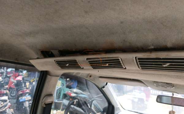 TOYOTA  AVANZA  VELOZ