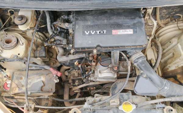 TOYOTA AVANZA