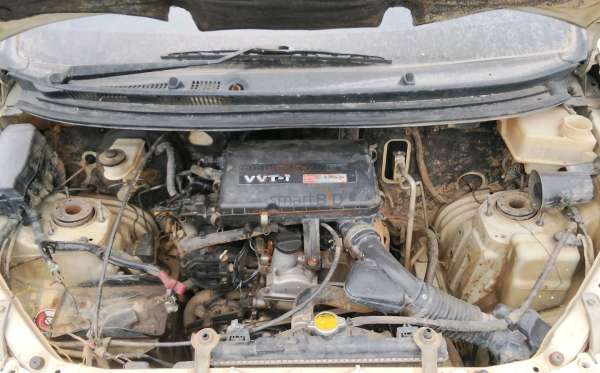 TOYOTA AVANZA