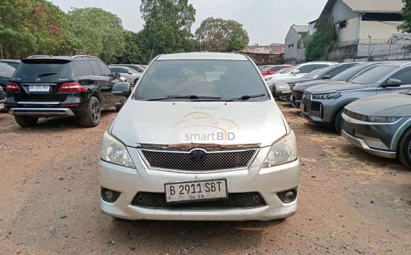 TOYOTA INNOVA G