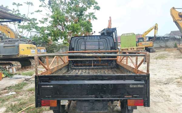 DAIHATSU  GRAN MAX  PICK-UP