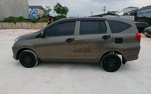 DAIHATSU SIGRA M