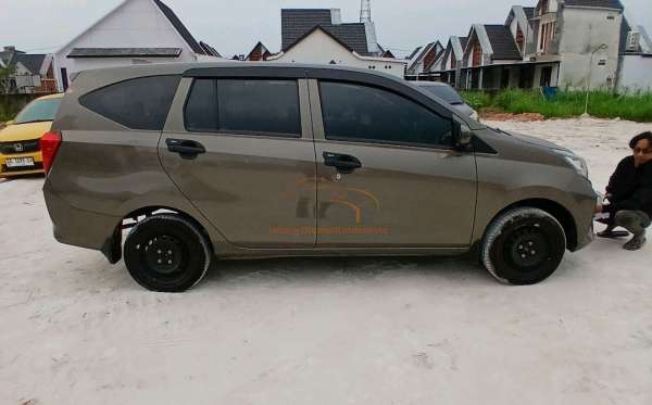 DAIHATSU SIGRA M
