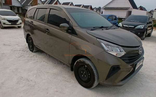 DAIHATSU SIGRA M