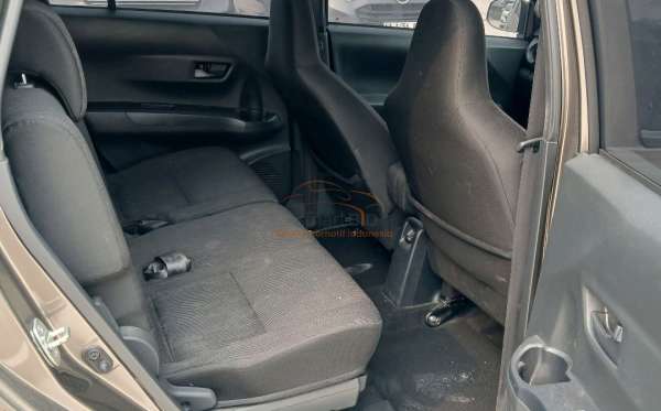 DAIHATSU SIGRA M