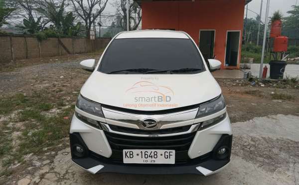 DAIHATSU XENIA R