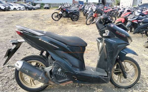 HONDA  VARIO 150