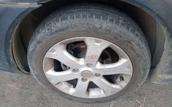 NISSAN  LIVINA GRAND  1.5 X – GEAR