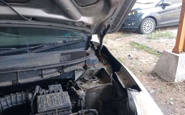 NISSAN  LIVINA GRAND  1.5 X – GEAR