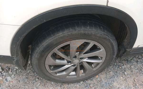 NISSAN X TRAIL 2.5