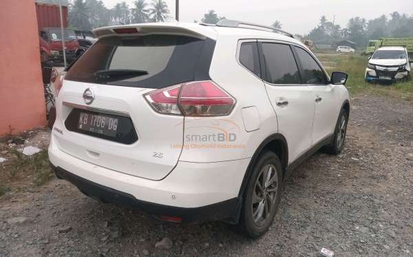 NISSAN X TRAIL 2.5