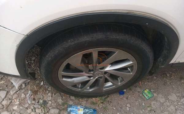 NISSAN X TRAIL 2.5