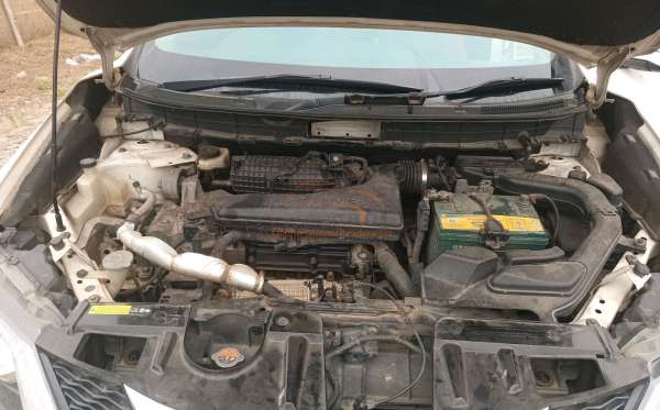 NISSAN X TRAIL 2.5