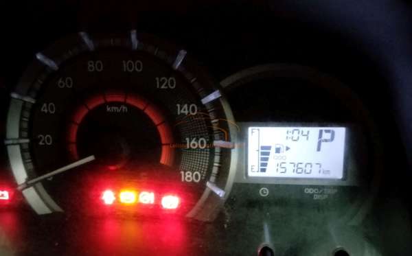 TOYOTA  AVANZA  G