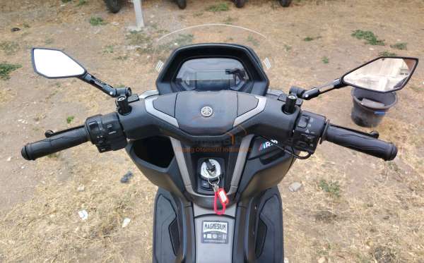 YAMAHA NMAX NEO