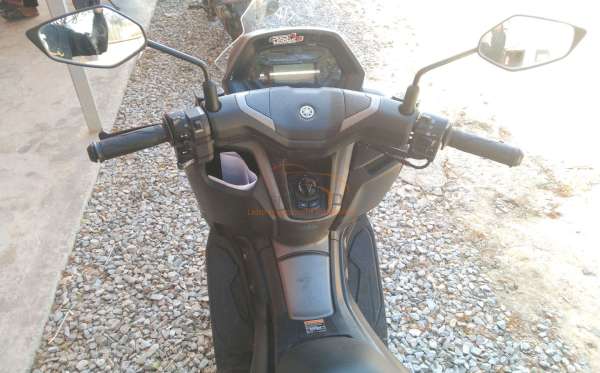 YAMAHA NMAX TRB