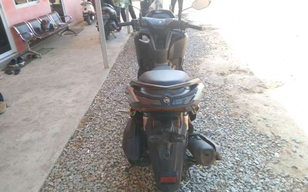 YAMAHA NMAX TRB