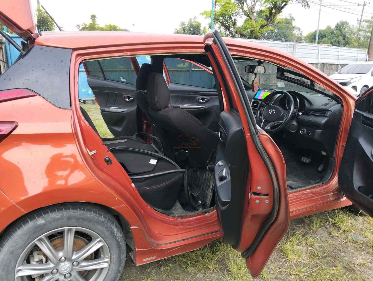 TOYOTA YARIS 1.5 S