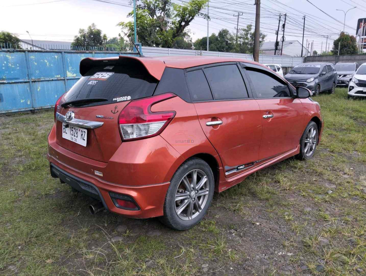 TOYOTA YARIS 1.5 S