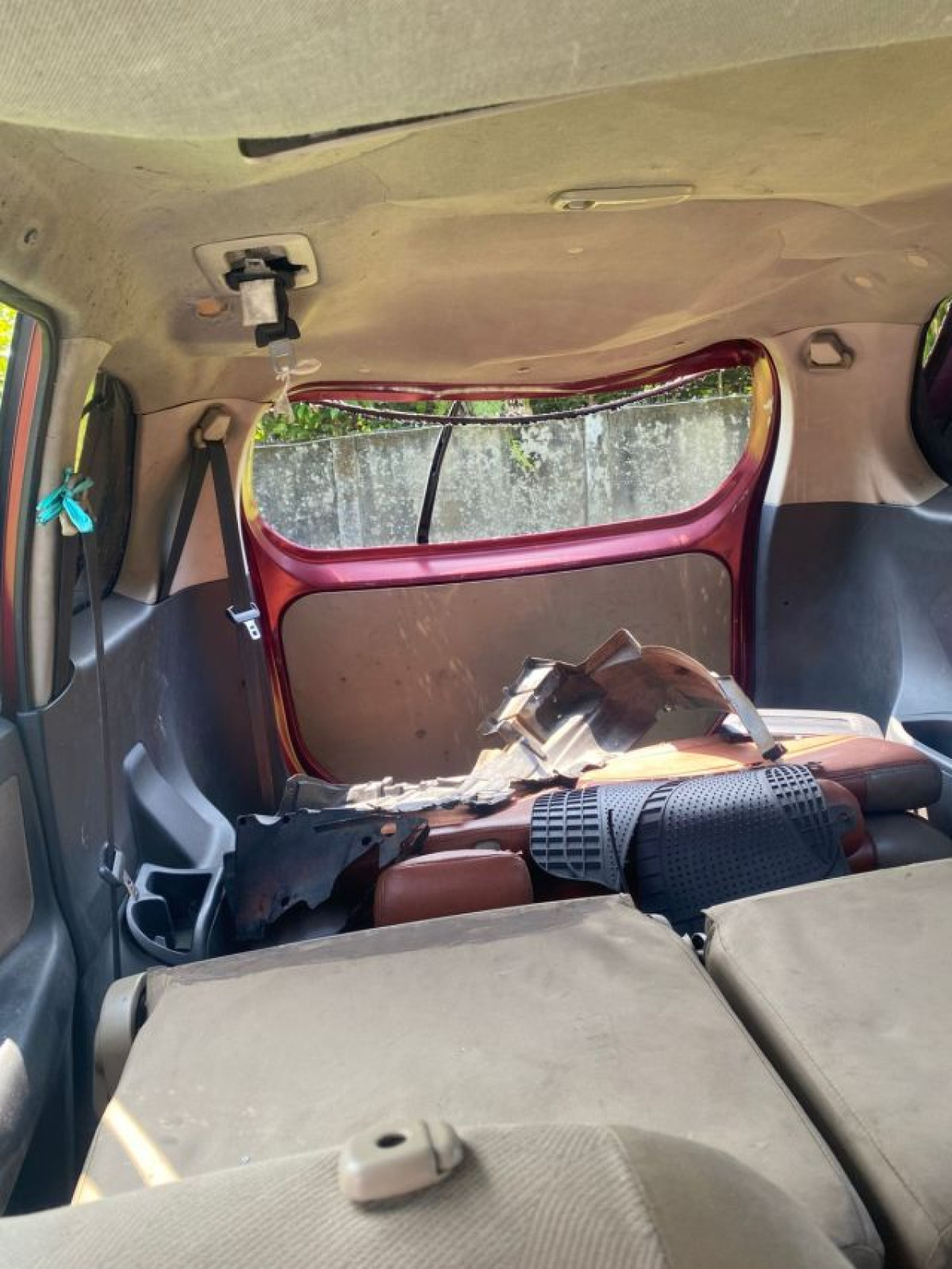 TOYOTA AVANZA  E