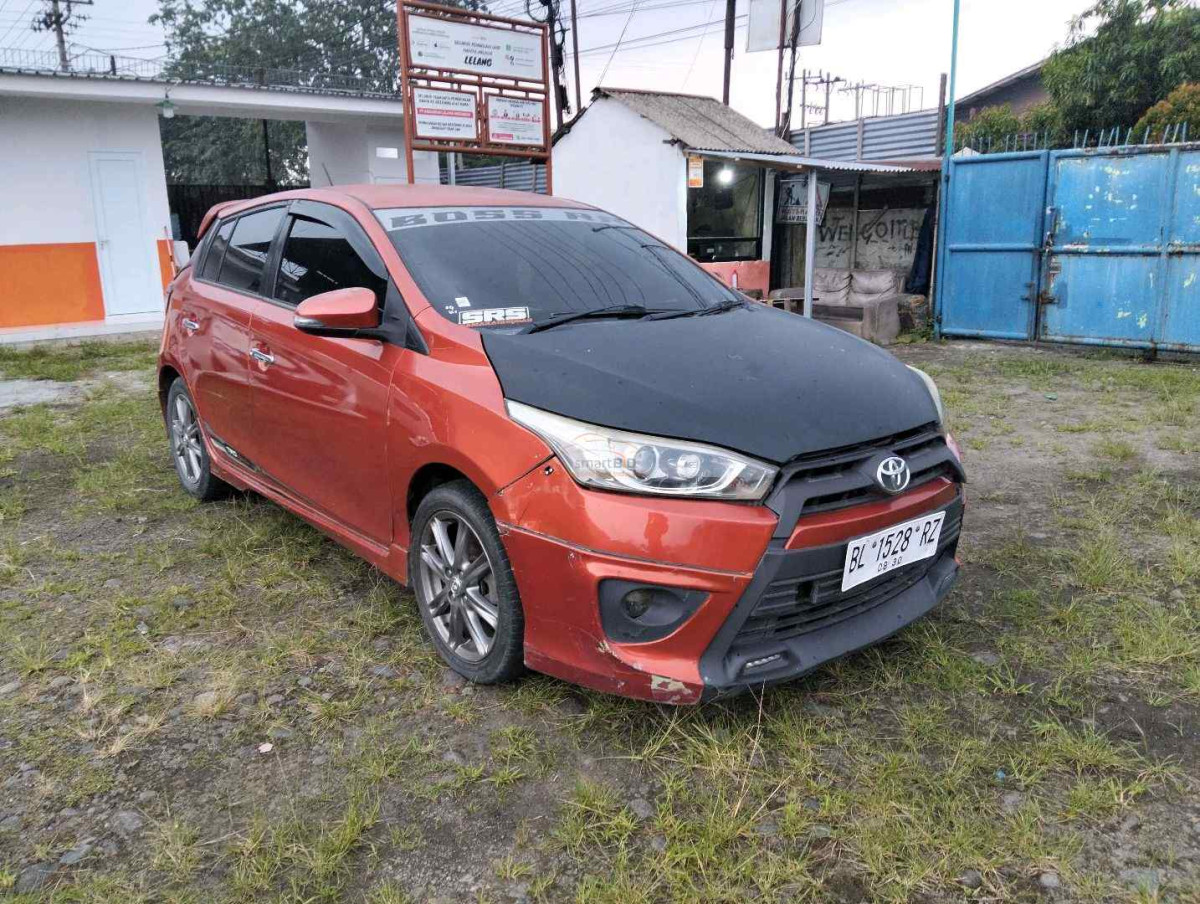 TOYOTA YARIS 1.5 S
