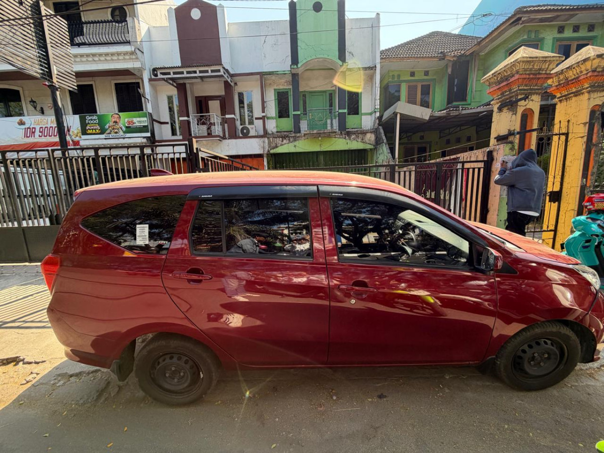 DAIHATSU  SIGRA  M
