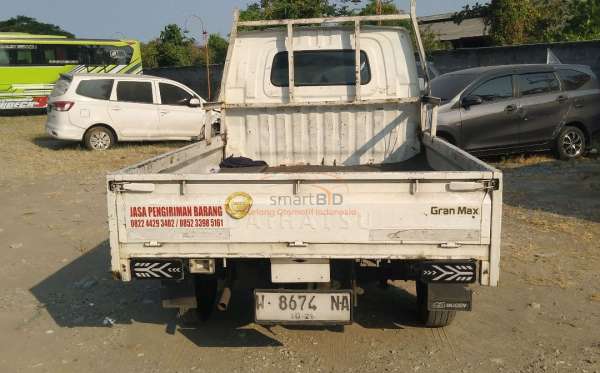 DAIHATSU GRAN MAX