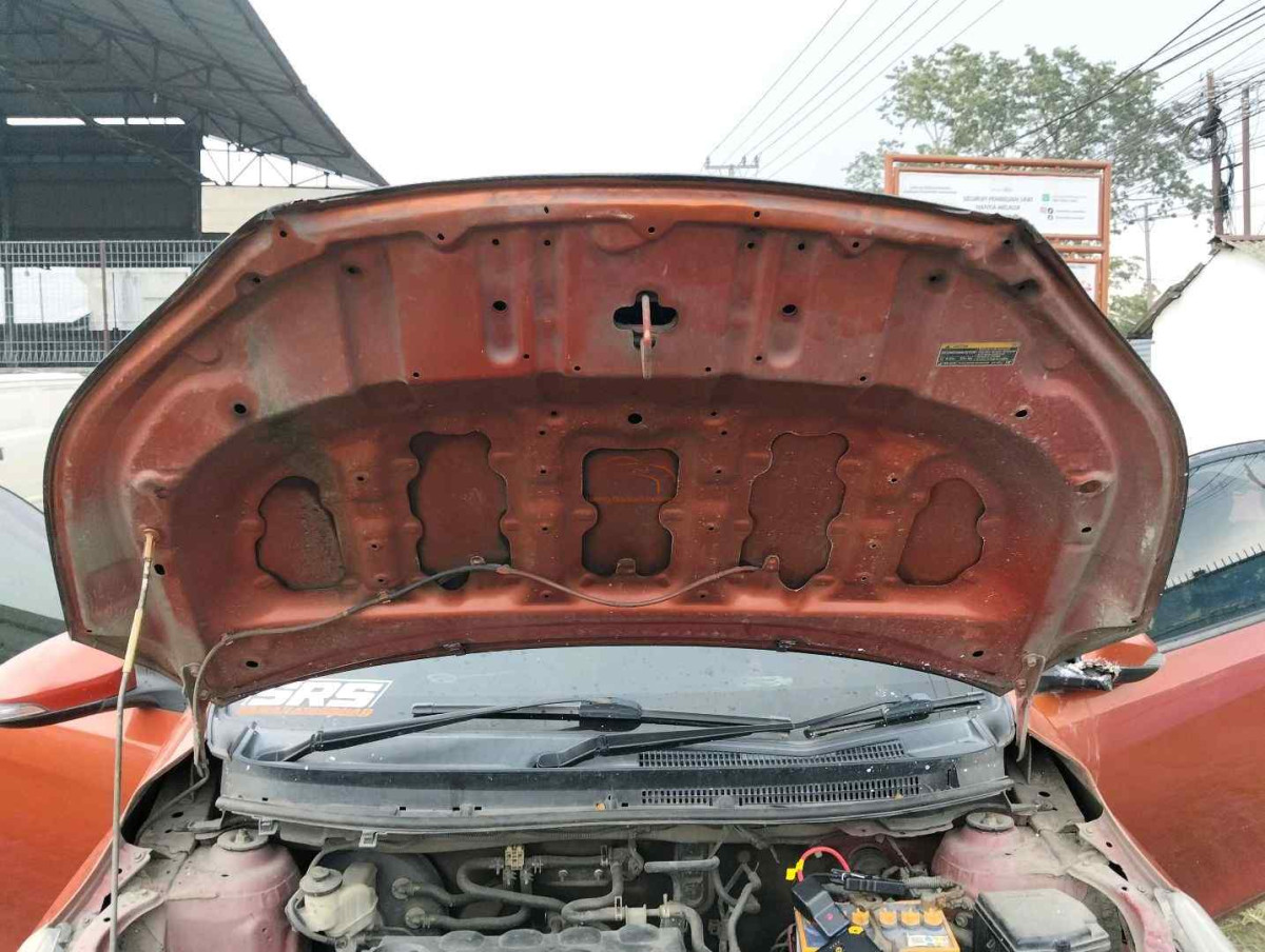 TOYOTA YARIS 1.5 S