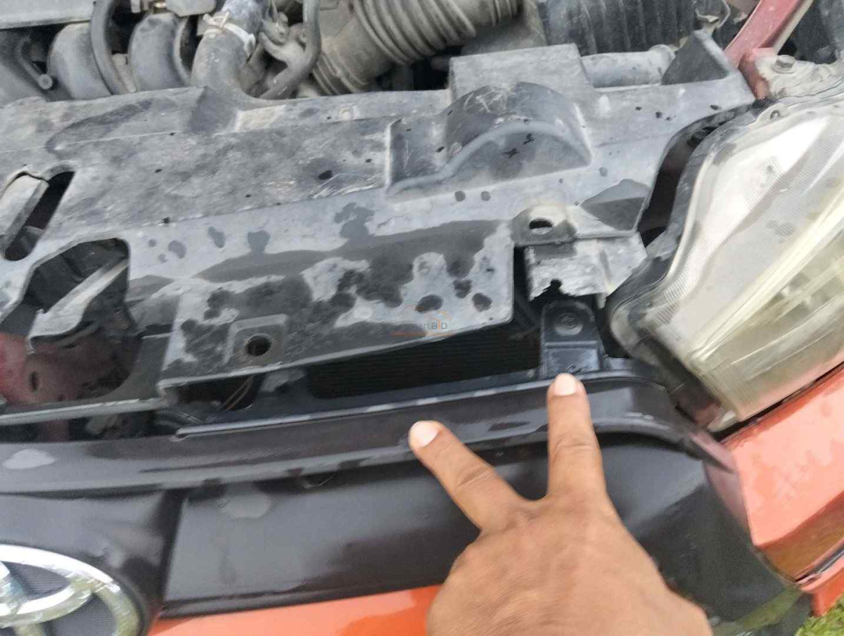 TOYOTA YARIS 1.5 S