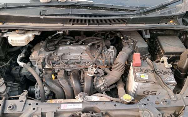 TOYOTA VOXY 2.0 AT