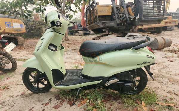 YAMAHA GRAND FILANO 125