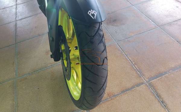YAMAHA MT 15