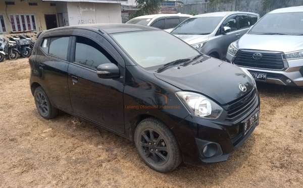 DAIHATSU AYLA 1.0 X